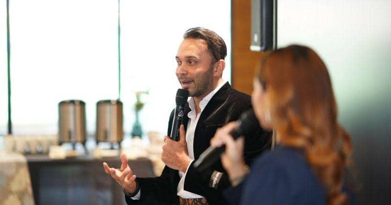 Popmama.com/Onic Metheany